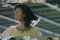 ‘잉여공주’ 진희경,nnbsp;카리스마 첫 등장 패셔니스타nnbsp;등극!