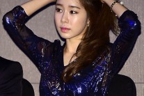 ‘믹스앤매치’ 대성과 MC 맡은 유인나, 머릿결 뽐내며 ‘찰랑’