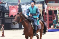 [이슈현장]정용화 “추석에도 촬영하던 이정신, 더 열심히 해야겠다고 생각”