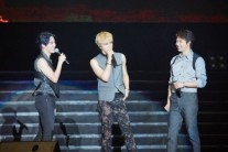 JYJ, 대만도 뜨겁게 달궜다!…9000 팬 열광