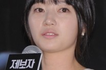 [이슈현장]송하윤 “박해일 선배와 형, 동생처럼 지냈다”