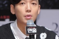 [이슈현장]정경호 “확실한 색깔의 역할을 고민하고 있다”