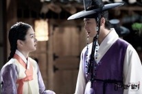유노윤호 서예지, 열애설 부인…“‘야경꾼일지’서 친해진 동료일뿐”