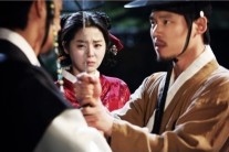 윤종신, 드라마 ‘간서치열전’ 극찬 “채널 고정하게 만들어”