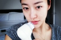 전혜빈, 런던에서 어학연수중 깨끗한 민낯 공개