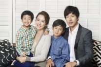 ‘힐링캠프’ 홍은희 가족 사진 공개..남다른 두 아들 외모 ‘눈길’