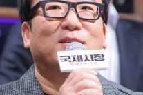 [이슈현장]윤제균 감독 “남진 役 정윤호가 완벽부합”