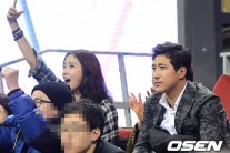 오윤아 “나도 가슴뽕 없으면 못 산다” 폭소