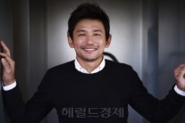 ‘국제시장’ 황정민 “복근 안 만들고 CG 쓴 이유는…”(인터뷰)