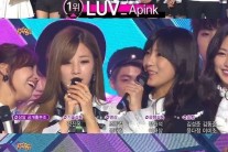 ‘음악중심’ 에이핑크 ‘러브’  2주연속 1위