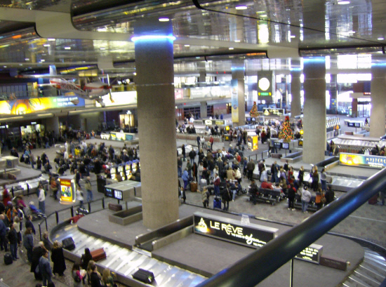 맥캐런 공항