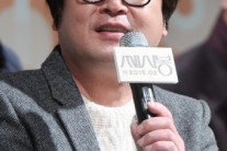 [이슈현장]김윤석 “상대배우 김희애, 안할 이유 없었다”