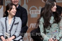 ‘쎄시봉’ 김희애 “한효주와 2인 1역, 너무 부담스러웠다”
