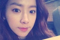 “누가 서른 넷으로 봐?!” … 한지민 ‘하이드 지킬, 나’ 촬영장 셀카 공개