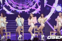 에이코어 화끈한 노출 안무에 남심 초토화