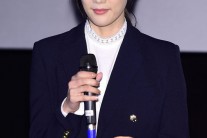 결국 국내외 활동 중단…클라라는 앞으로 어떻게 될까?