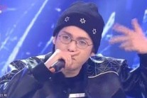 ‘인가’ 매드 클라운, 에스나와 ‘몽환적인 무대’ 시선압도