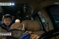 ‘슈퍼맨이 돌아왔다’ 삼둥이 대한, 만세에 “운전하지마” 경고