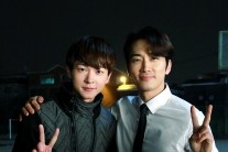 이승호, 송승헌과 다정한 브이…”‘멋진악몽’ 최고”