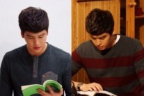 이장우, 대본 보는 모습도 화보…“쉬는 시간도 놓치지 않을 거에요”
