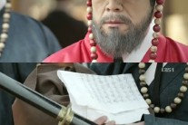 ‘징비록’ 대사헌 임동진, 이순신 어머니 진심에 감동…뇌물은 없었다