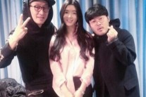 “라디오 너무 신기해요”…유승옥, 김창렬·김기방과 다정한 포즈