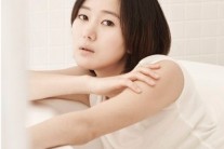 ‘감각남녀’ 윤진서, 5년 만에 안방 컴백…“박유천·신세경과 삼각 관계?”