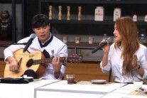 ‘냉장고를 부탁해’ 씨스타 소유-셰프 최현석, 기타치고 노래하고