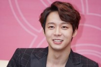 ‘냄새를 보는 소녀’ 박유천 “신세경과 아직 어색…”