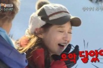 ‘1박2일’ 강민경 김종민, 겨울연가 키스신…“입술 닿았다”