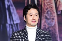류승수, 공황장애 딛고 11세 연하 플로리스트와 4월 결혼…결혼식은 발리서, 왜?