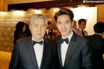 엑소 디오, AFA 공로상 임권택 감독과 인증샷…‘거장과 샛별의 만남’