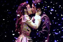 6월 결혼, 안재욱-최현주 맺어준 뮤지컬 ‘황태자의 루돌프’
