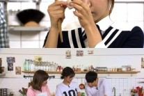 ‘날씬한 도시락’ 에이핑크 vs AOA, 다이어트 식단 대결 승자는