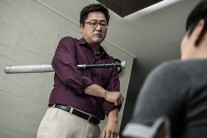 ‘무뢰한’ 곽도원, 악질형사 변신…‘숨 막히는 악역 포스’