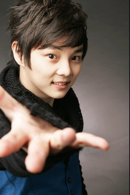 최현우