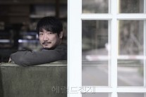 [인터뷰] ‘산다’ 박정범 감독 “촬영 과정이 영화 ‘산다’ 같았다”