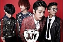 정준영 밴드 ‘OMG’ 공개 봤더니..속옷 입은 여성들과 스킨십 ‘뮤비 19금용?’