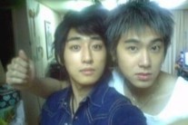 유노윤호 현역 입대, 절친 손호준과 다정샷 ‘안구 정화’