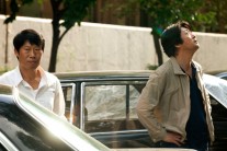‘극비수사’, 이틀 연속 박스오피스 1위…‘공룡 잡고 파죽지세’