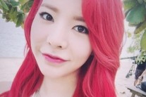 소녀시대 컴백, 써니 컴백 앞두고 빨간머리 변신 셀카 “드디어 소녀시대 컴백 와우” ‘하얀피부에 상큼 미모’
