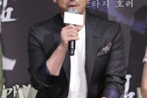 ‘손님’ 류승룡 “천우희와의 멜로, 많이 생략돼 아쉽다”