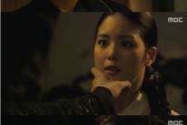 ‘밤을 걷는 선비’ 이수혁 ‘핏빛’으로 시작했다