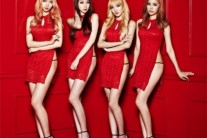 ‘떨려요’ 스텔라, ‘미니 치파오 블랙 끈팬티’ 파격 의상 화제