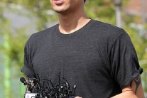 고영욱, 전자발찌 차고 초라한 출소…방송 복귀는 “어림 없어”