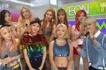 ‘인기가요’ 소녀시대, 태연 “파티, 여름에 듣기 좋은 곡이며 많이 사랑해 달라”