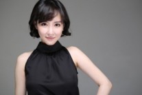 신예 김태은, 화려한 비주얼에 뛰어난 음악적 재능으로 눈길