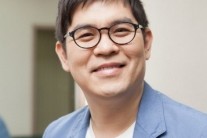 김용만 “유재석에게 밀렸다. 앞으로 열심히 하겠다”라던 그의 근황은?