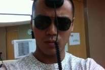 이정 코믹한 사진…“귀가 잘 안 들려” 폭소!