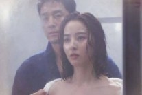 한혜진 만삭 화보, 첫 노출 샤워신 ‘화제’… ‘아찔 그 자체’